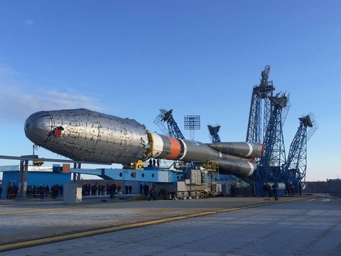 Генеральная примерка На Восточном начался'сухой вывоз ракеты'Союз-2.1а