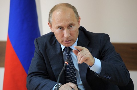 "Есть Путин - есть Россия". Почти 90% россиян поддерживают курс президента