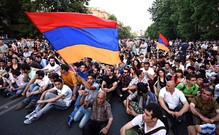 «Электромайдан»: В Ереване продолжается акция протеста