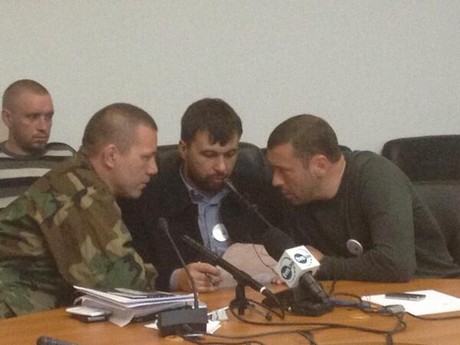 Денис Пушилин с советниками / © pic.twitter.com/ouoLlJzymw