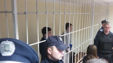 Правосудие по-украински: Киев затягивает решение по делу задержанных россиян