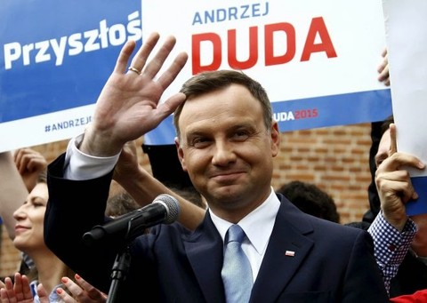 Победа оппозиции: Анджей Дуда официально вступает в должность президента Польши