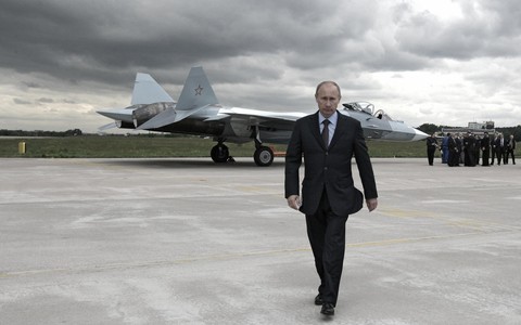 Верным путем: Владимиру Путину исполняется 63 года