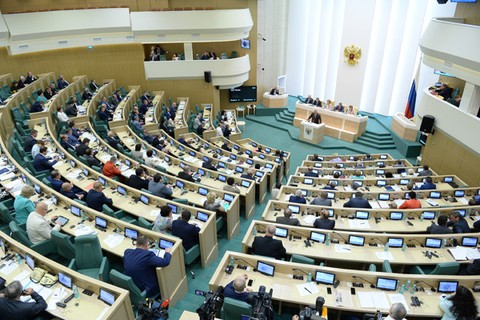 ЖКХ, выборы и пиар: Чем запомнилась весенняя сессия Совета Федерации