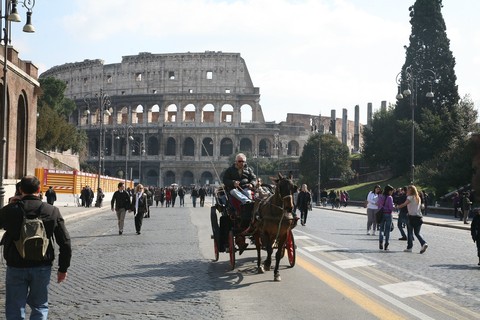 Закрытые пространства: Над Римом год не будут летать самолеты