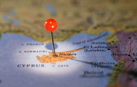 Выйти из кризиса: Кипр налаживает связи с Россией