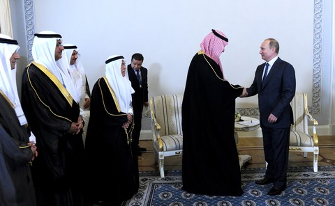 Не в службу, а в дружбу: Саудовская Аравия пытается сблизиться с Россией