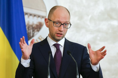 Чемодан без ручки: Зачем министр финансов США едет в Киев?