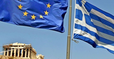 Между молотом и наковальней: Грецию в мае ожидает дефолт