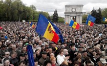 «Мерседес» за «голову» взяточника: В Молдавии задержан экс-премьер страны