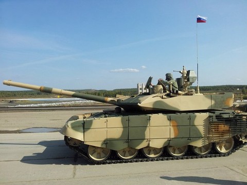 Бронекорпус России: На выставке «Армия-2015» представили современные образцы танков