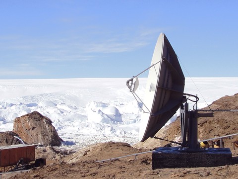 Россия создаст в Антарктиде центр приема космической информации