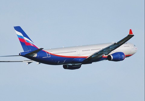 Небо на замке: Санкции против российских авиакомпаний вступают в силу