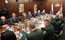 Совет Федерации провел выездное совещание в Минобороны России