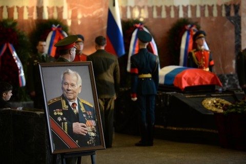 Михаил Калашников похоронен на мемориальном кладбище под Москвой