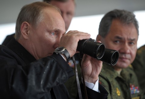 Шойгу обещал Путину обновить вооружение