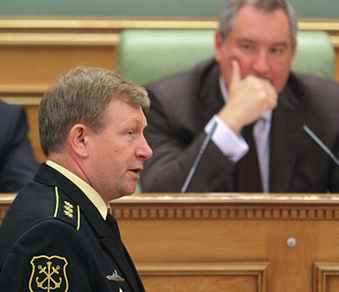 Рогозин пригрозил лично согласовывать постройку судов за рубежом