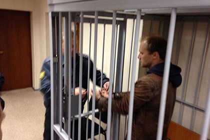 Фотограф с судна Greenpeace Синяков арестован на два месяца