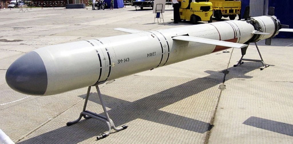 Ракета комплекса "Калибр-НК" используется Россией в Сирии