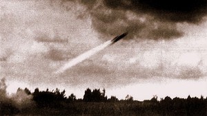 Испытания были проведены 28 апреля 1935 года, было произведено три выстрела реактивными снарядами