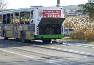 Пассажирский автобус, взорванный в Красноармейском районе Волгограда. Фото: РИА Новости / Пресс-служба МЧС РФ